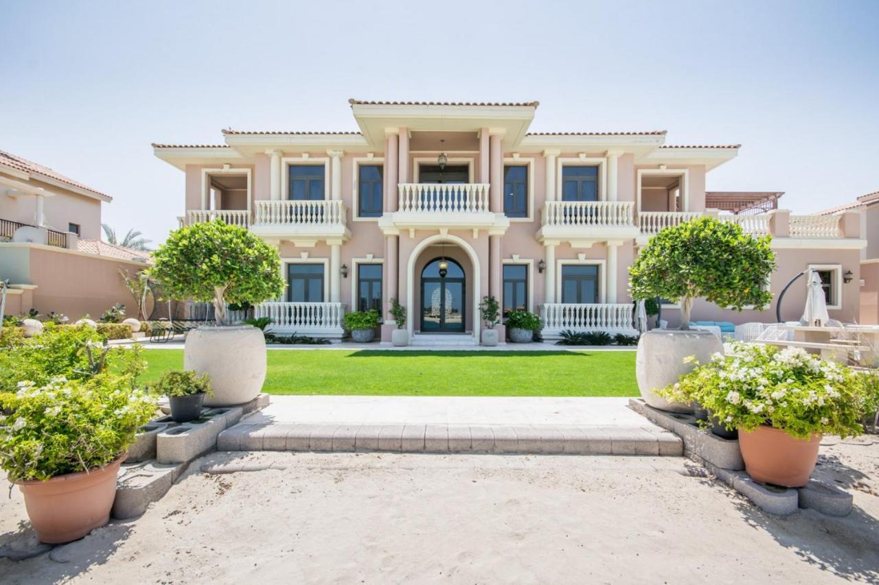 luxury-villa-palm-jumeirah-dubai-pic-1